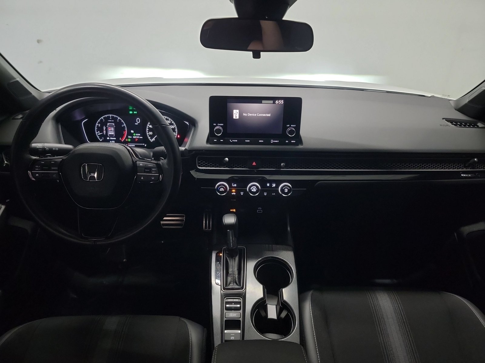 Certified Used 2024 Platinum White Pearl Honda Sport image 15
