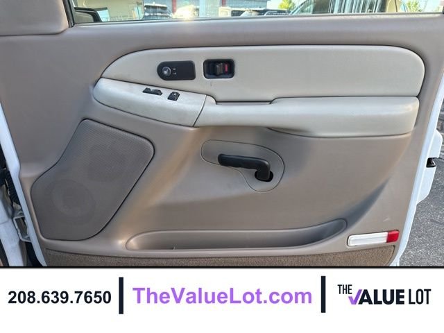 Used 2002 White GMC SLT image 12