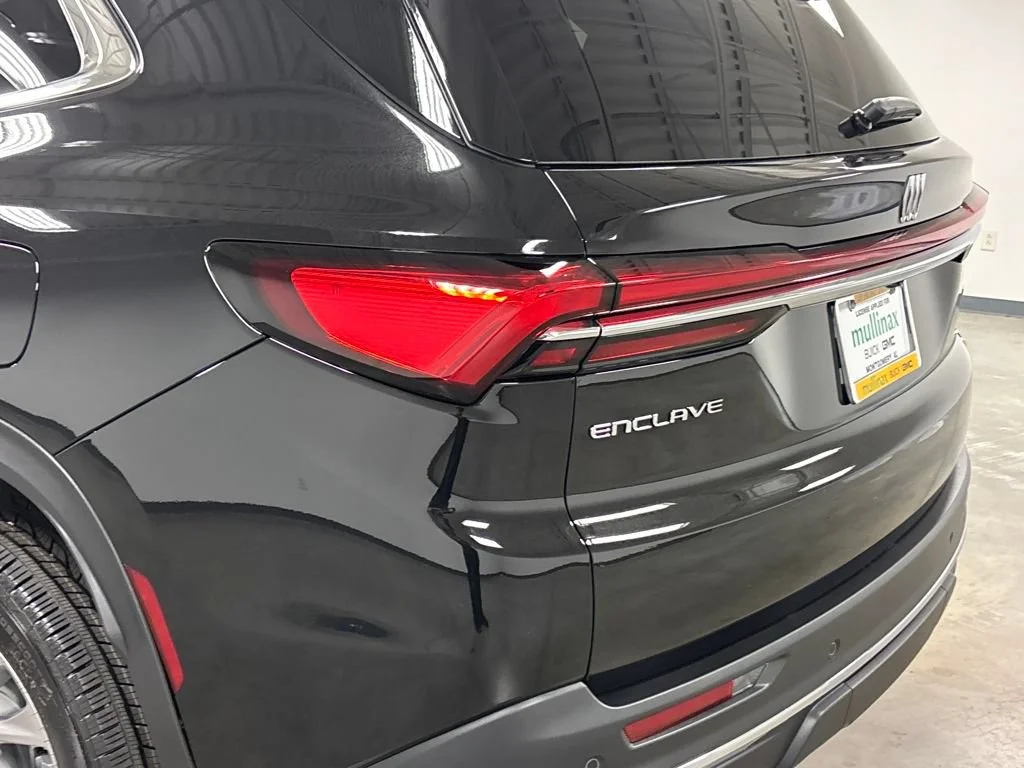 2026 Buick Enclave Preferred - Photo 14