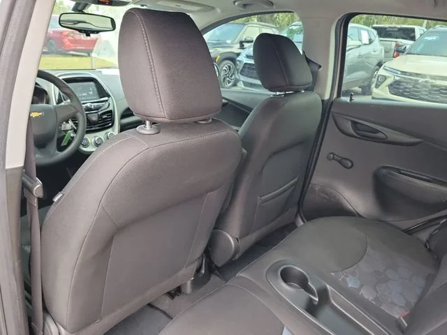 2018 Chevrolet Spark LS - Photo 19