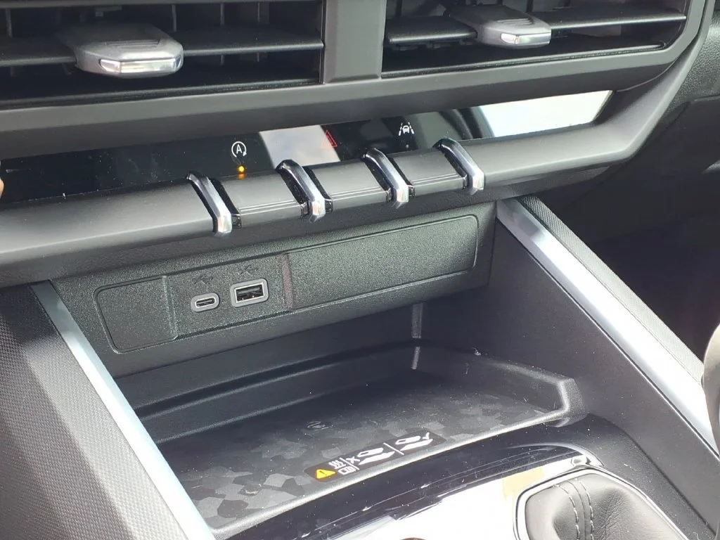 2026 Chevrolet Colorado LT - Photo 12