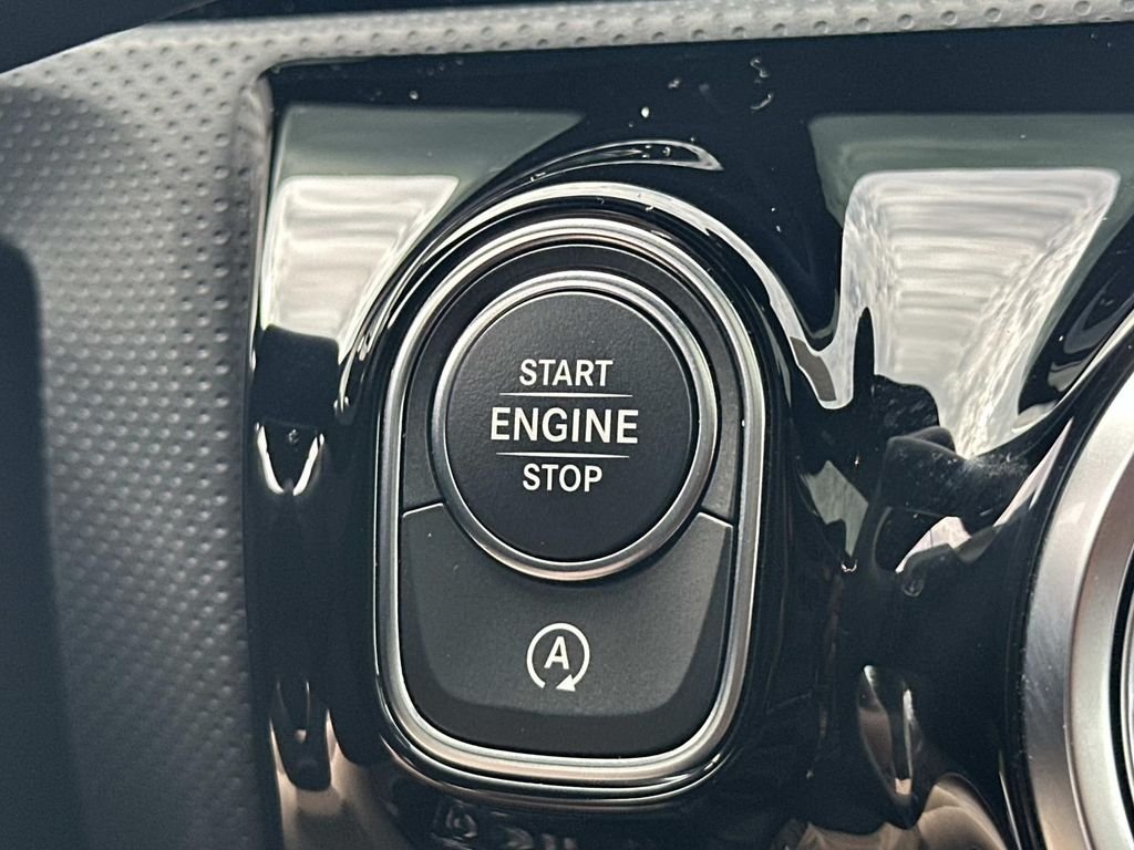 Certified Used 2026 Polar White Mercedes-Benz CLA 250 image 24