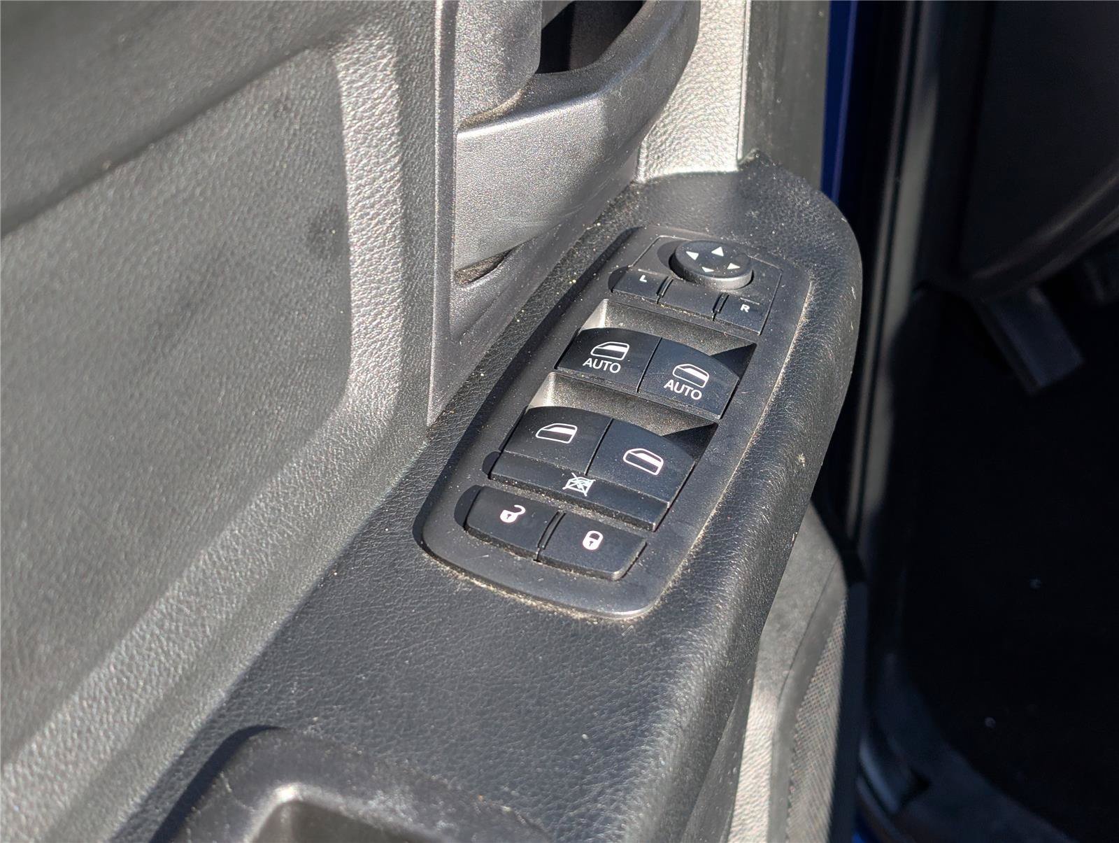 Used 2018 Blue Ram Express image 15