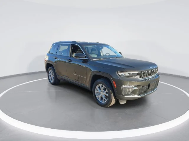 Used 2023 Brown Jeep Limited image 2