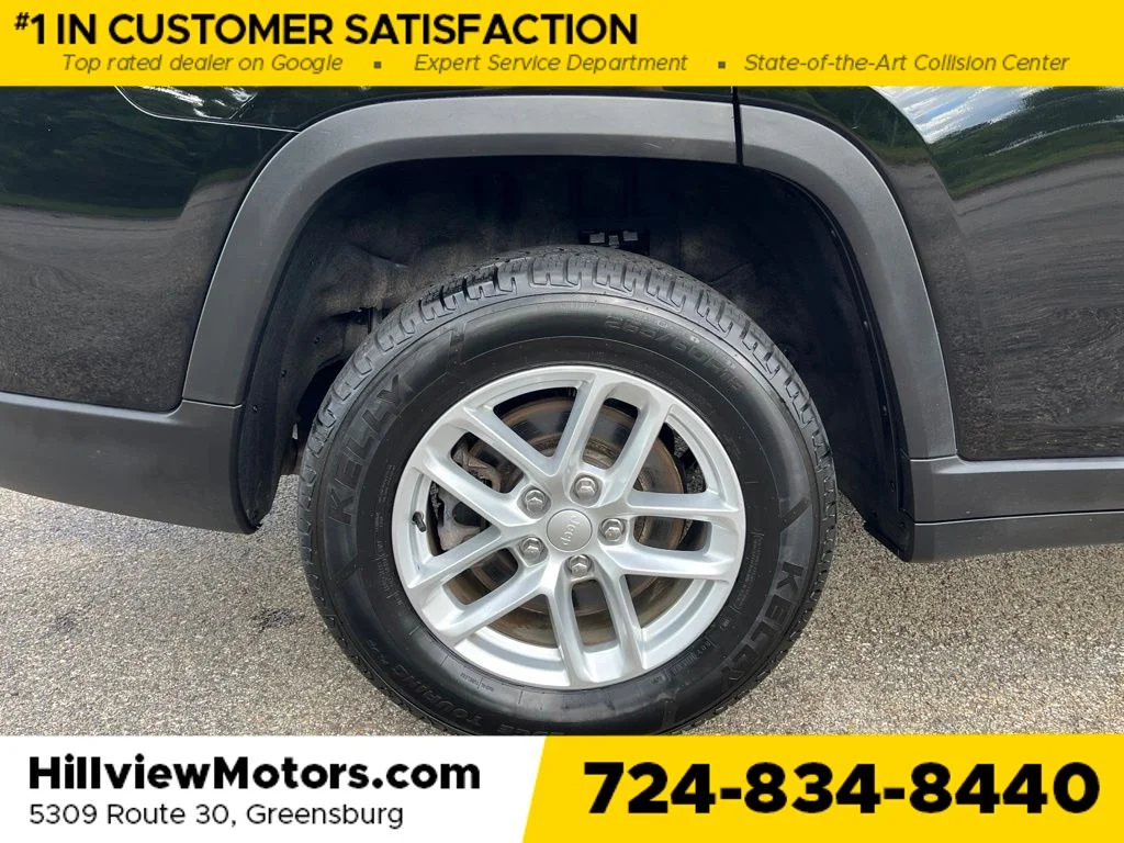 Certified Used 2023 Diamond Black Jeep Laredo image 13