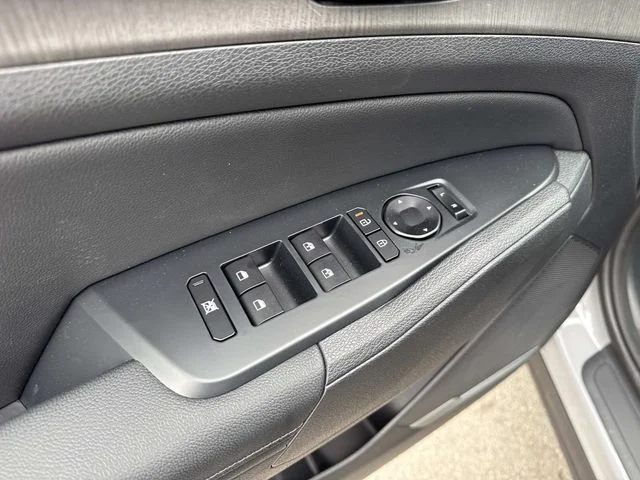 New 2026 Wolf Gray Kia X-Line image 12