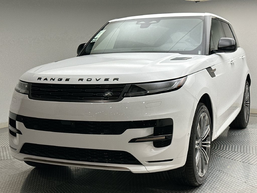New 2027 Fuji White Land Rover Dynamic SE image 1