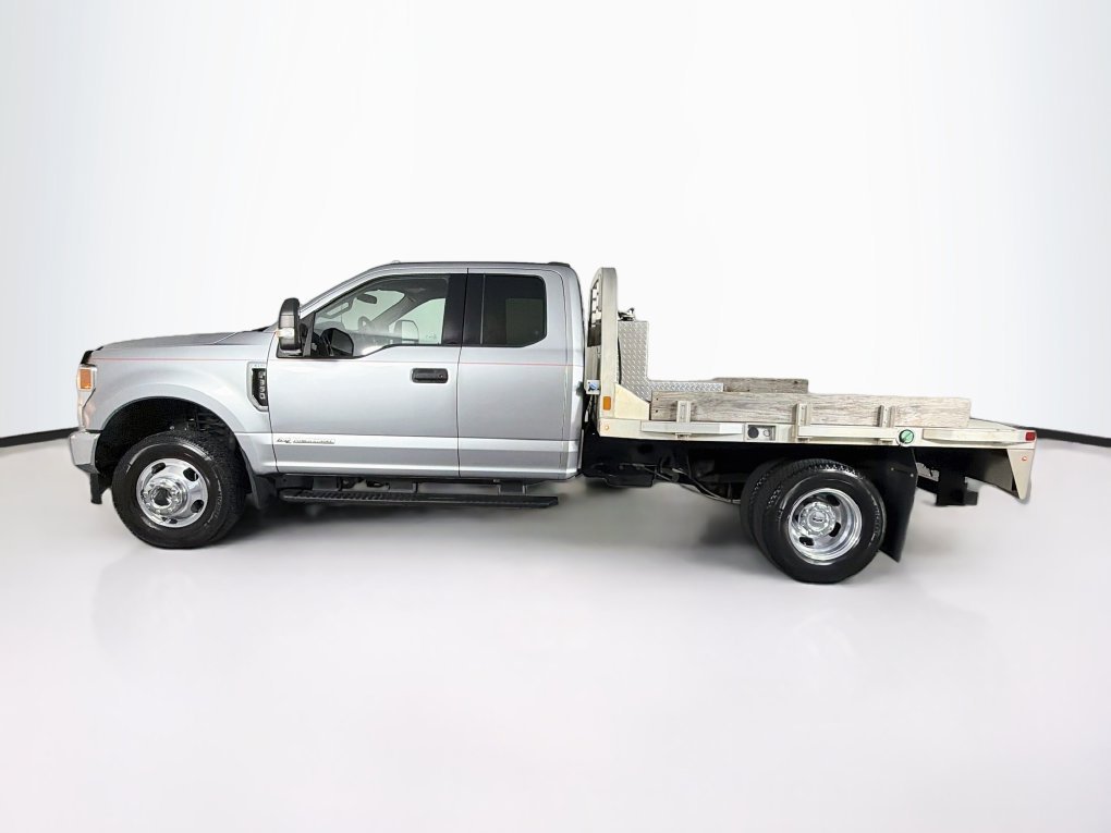 Used 2022 Silver Ford XLT image 6
