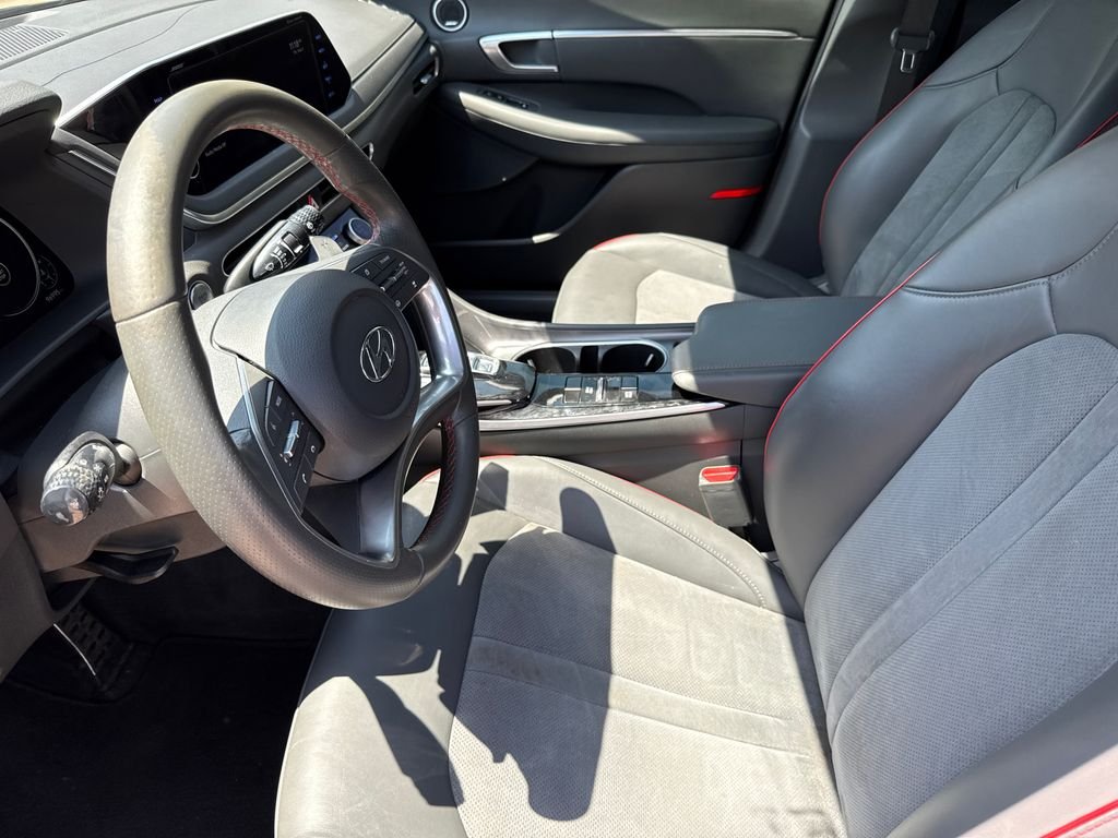 Used 2022 Gray Hyundai SEL Plus image 19