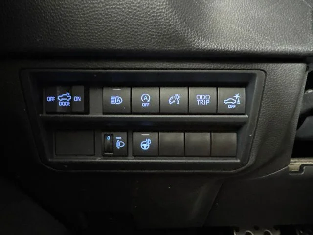 Used 2022 Gray Toyota SR5 image 20
