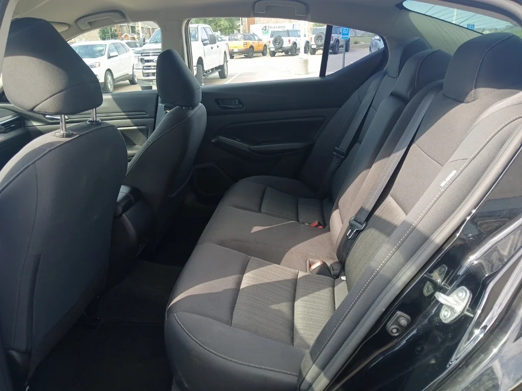 Used 2024 Super Black Nissan 2.5 SV image 19