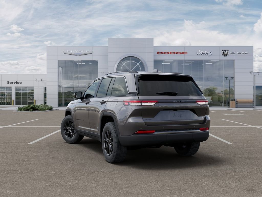 New 2026 Baltic Gray Metallic Clear-Coat Exterior Paint Jeep Altitude image 3