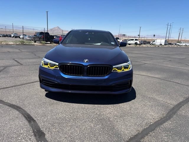 Used 2019 Blue BMW 540i image 2