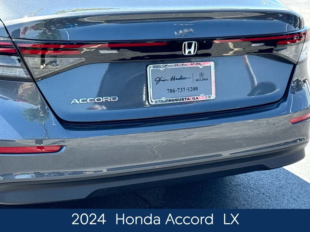 Used 2024  Honda LX image 9