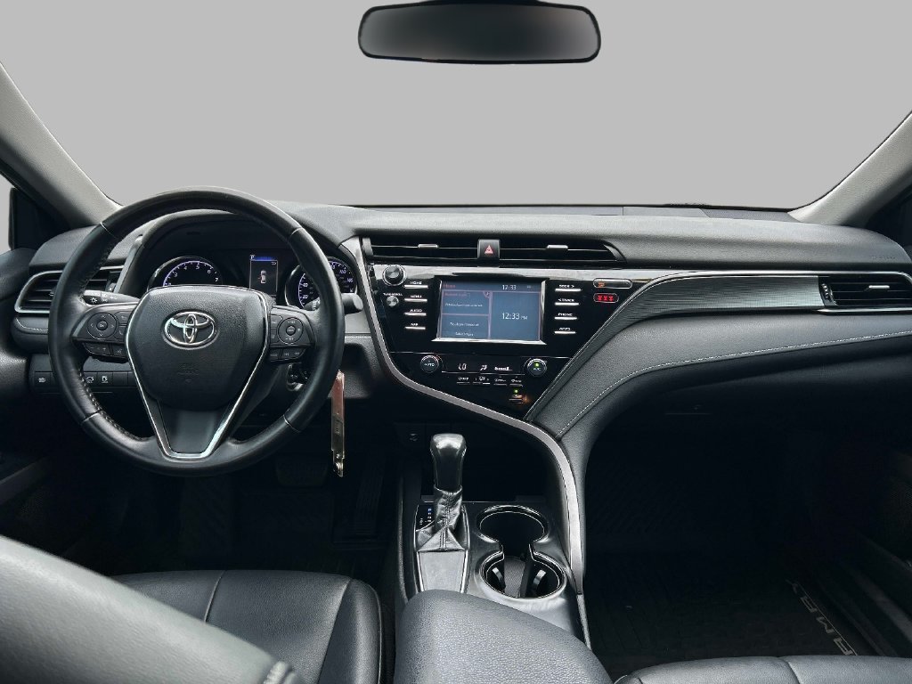 Used 2019 Gray Toyota SE image 17