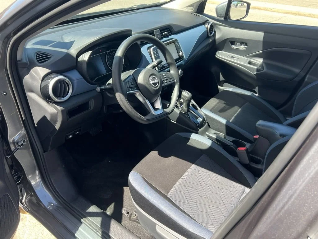 Used 2025 Gray Nissan SV image 10