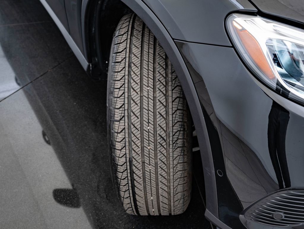 Certified Used 2025 Black Mercedes-Benz GLC 300 image 50