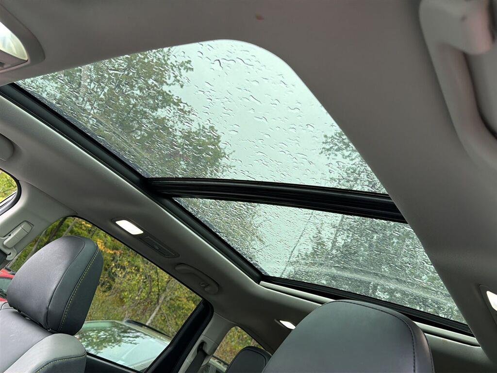 Used 2023 Magnetite Gray Metallic Subaru Onyx Edition Limited image 4