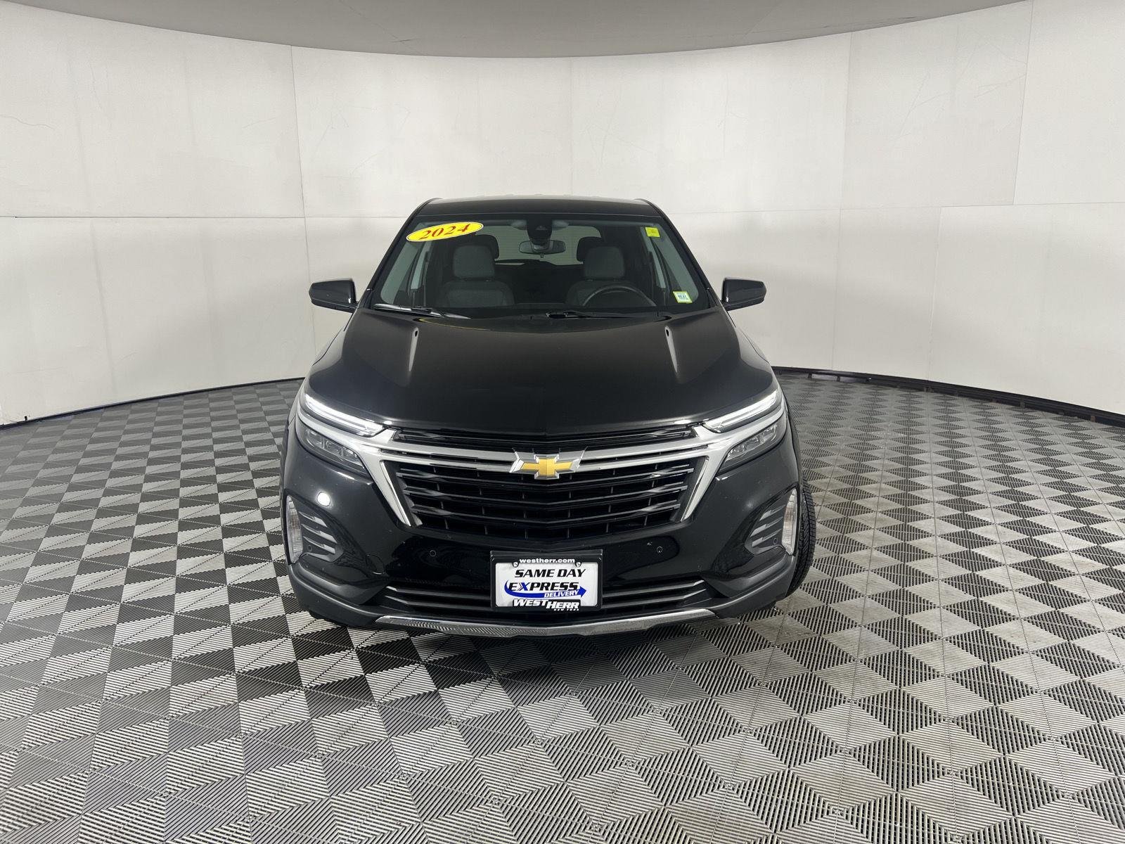 Used 2024 Mosaic Black Metallic Chevrolet LT image 20