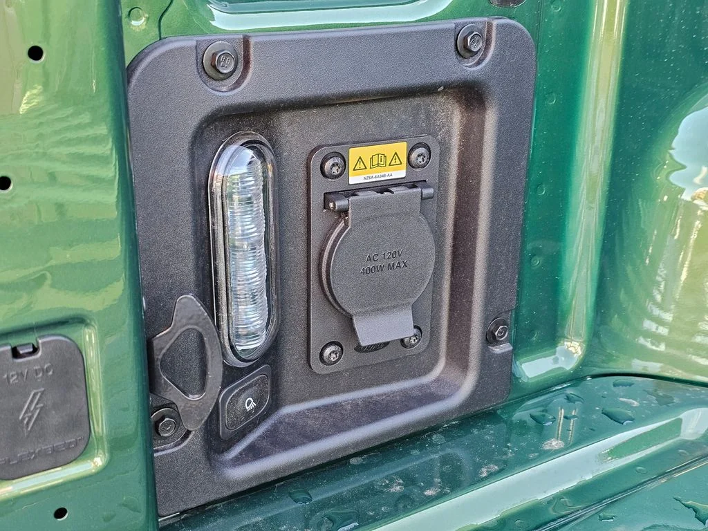 New 2025 Eruption Green Ford XLT image 14