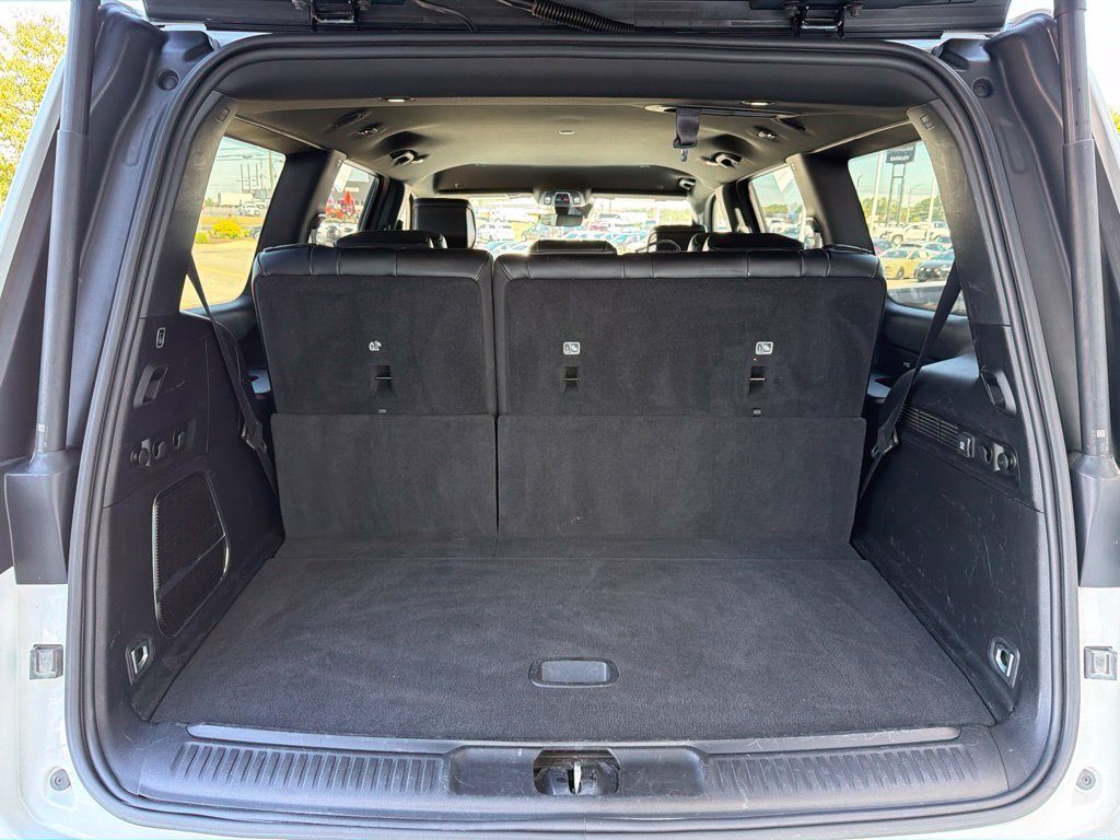 Used 2024 White Jeep Series II image 16