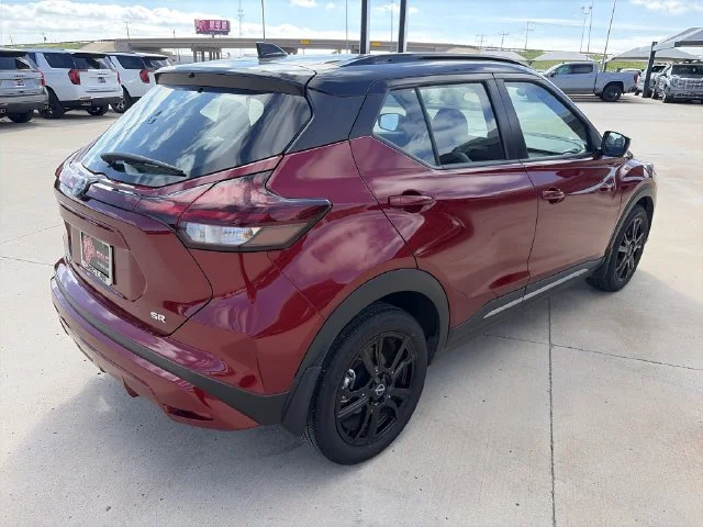Used 2023 Red Nissan SR image 6