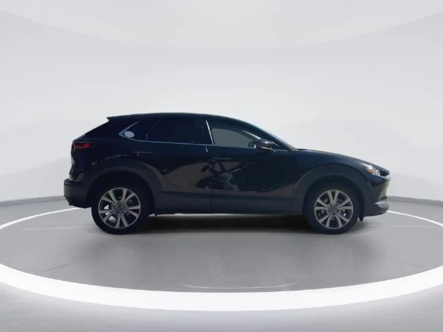 Used 2021 Black Mazda Preferred image 9