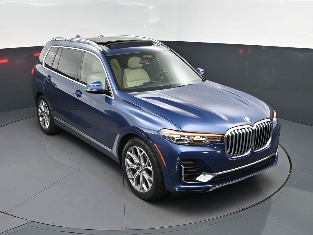 2021 BMW X7 40i