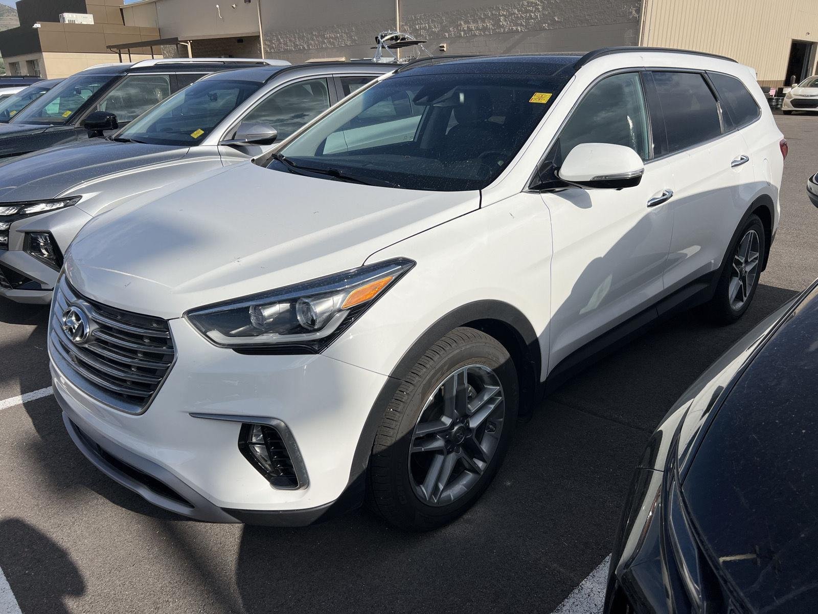 2018 Hyundai Santa Fe SE Ultimate AWD's photo