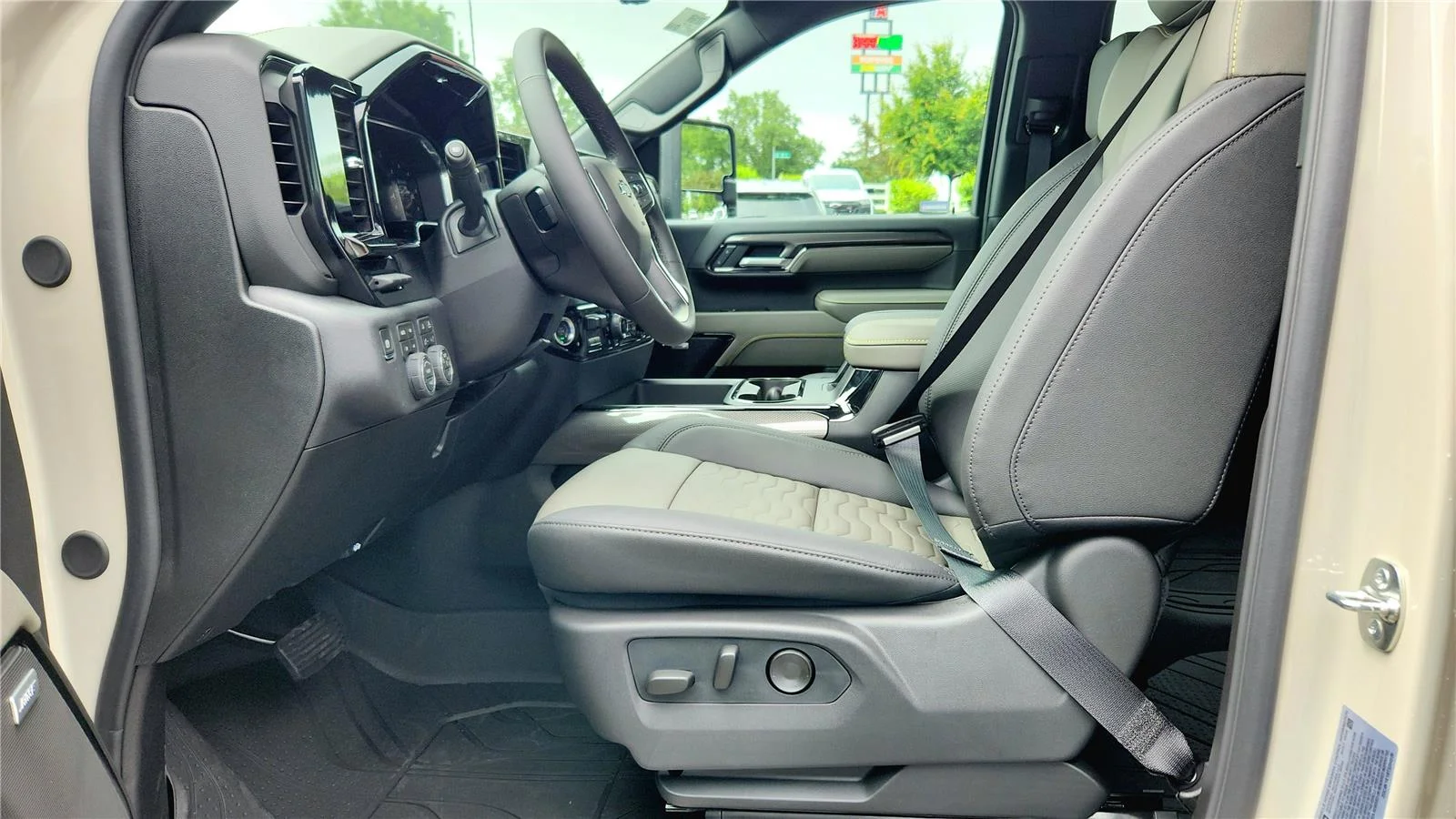 2026 Chevrolet Silverado 2500 HD ZR2 - Photo 20
