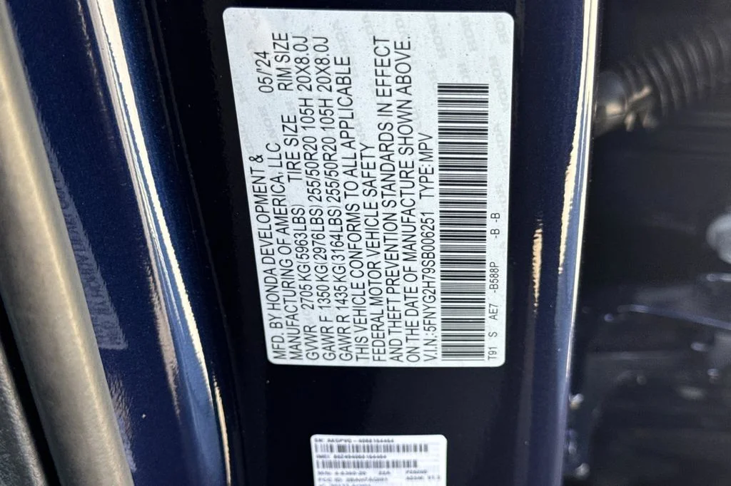 Certified Used 2025 Obsidian Blue Pearl Honda Touring image 39