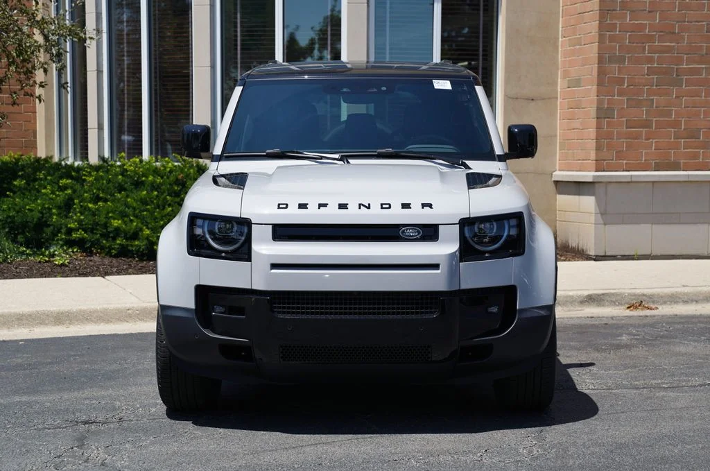 New 2026 Borasco Grey Land Rover S image 4