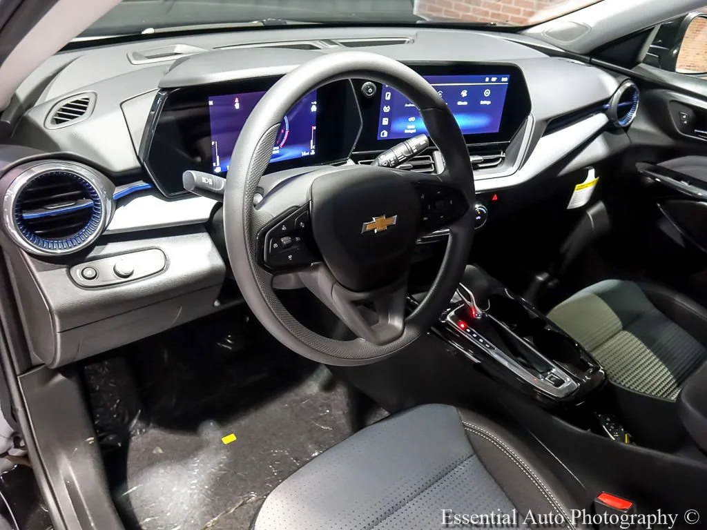 2026 Chevrolet Trax LT - Photo 11