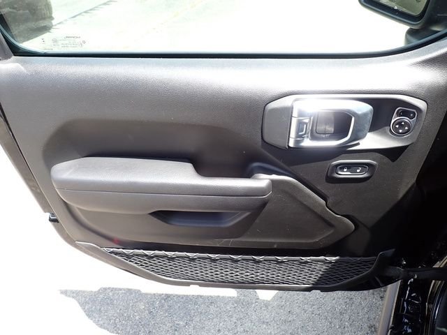 Used 2024 Black Jeep Rubicon image 18