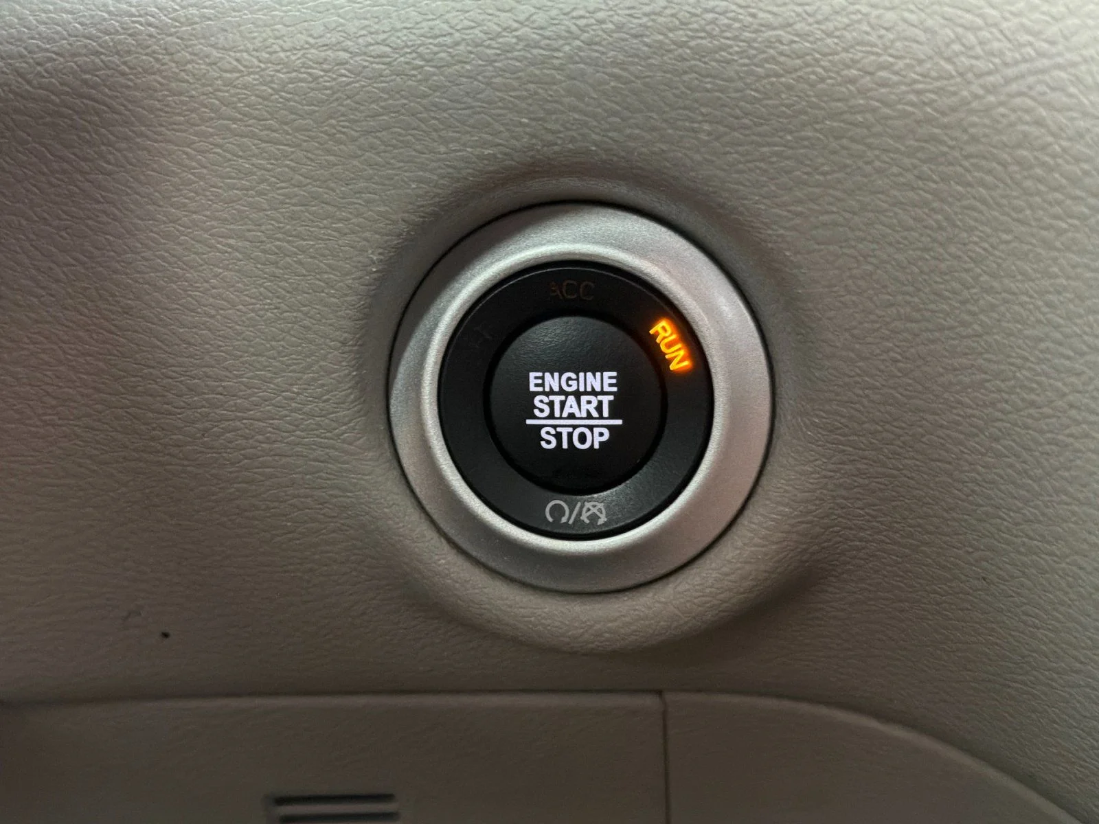 Used 2023 White Chrysler Touring L image 24
