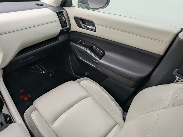 Certified Used 2023 Black Nissan SL image 16