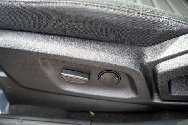 Used 2023 Gray Ford XLT image 17