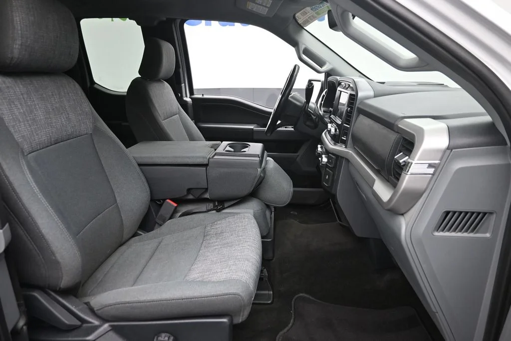Certified Used 2022 White Ford XLT image 9
