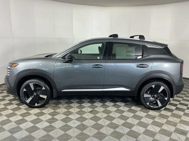New 2026 Gray Nissan SR image 4