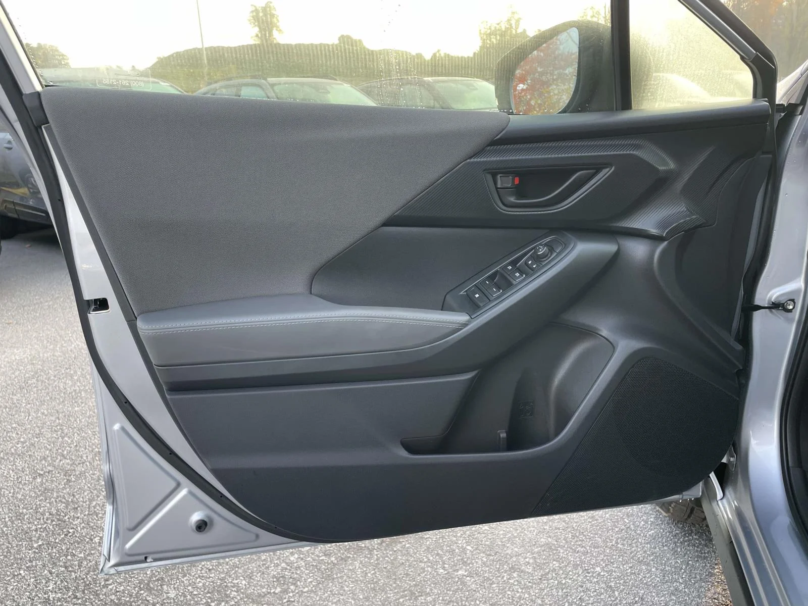 Used 2025 Ice Silver Metallic Subaru Premium image 5