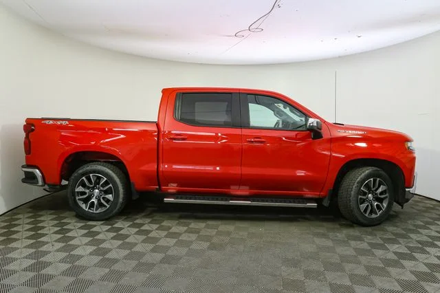 Used 2022 Red Chevrolet LT image 14