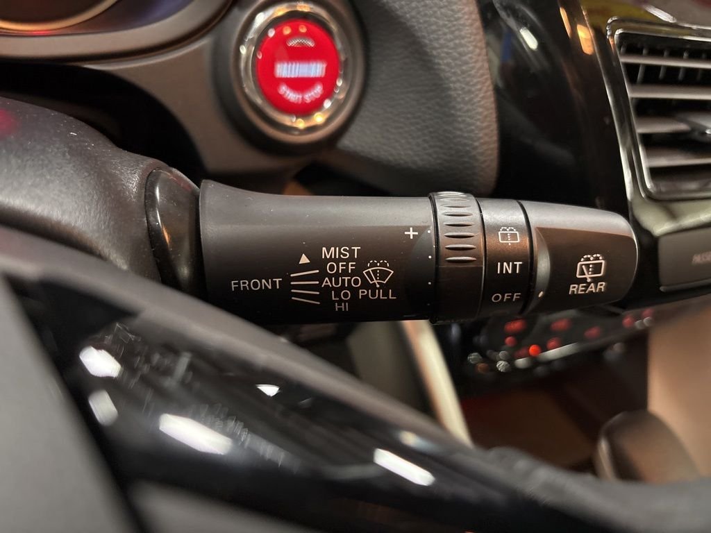 Used 2024 White Mitsubishi Ralliart image 26