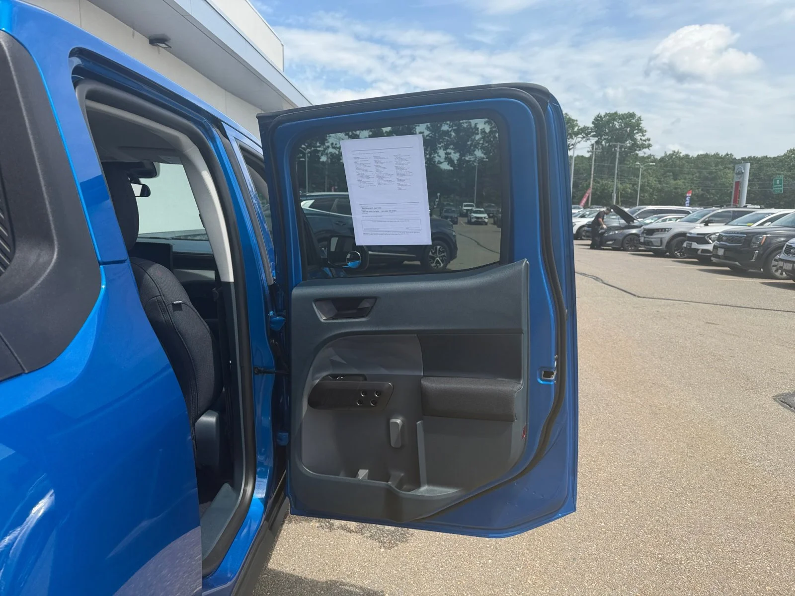 Used 2025 Blue Ford XL image 31