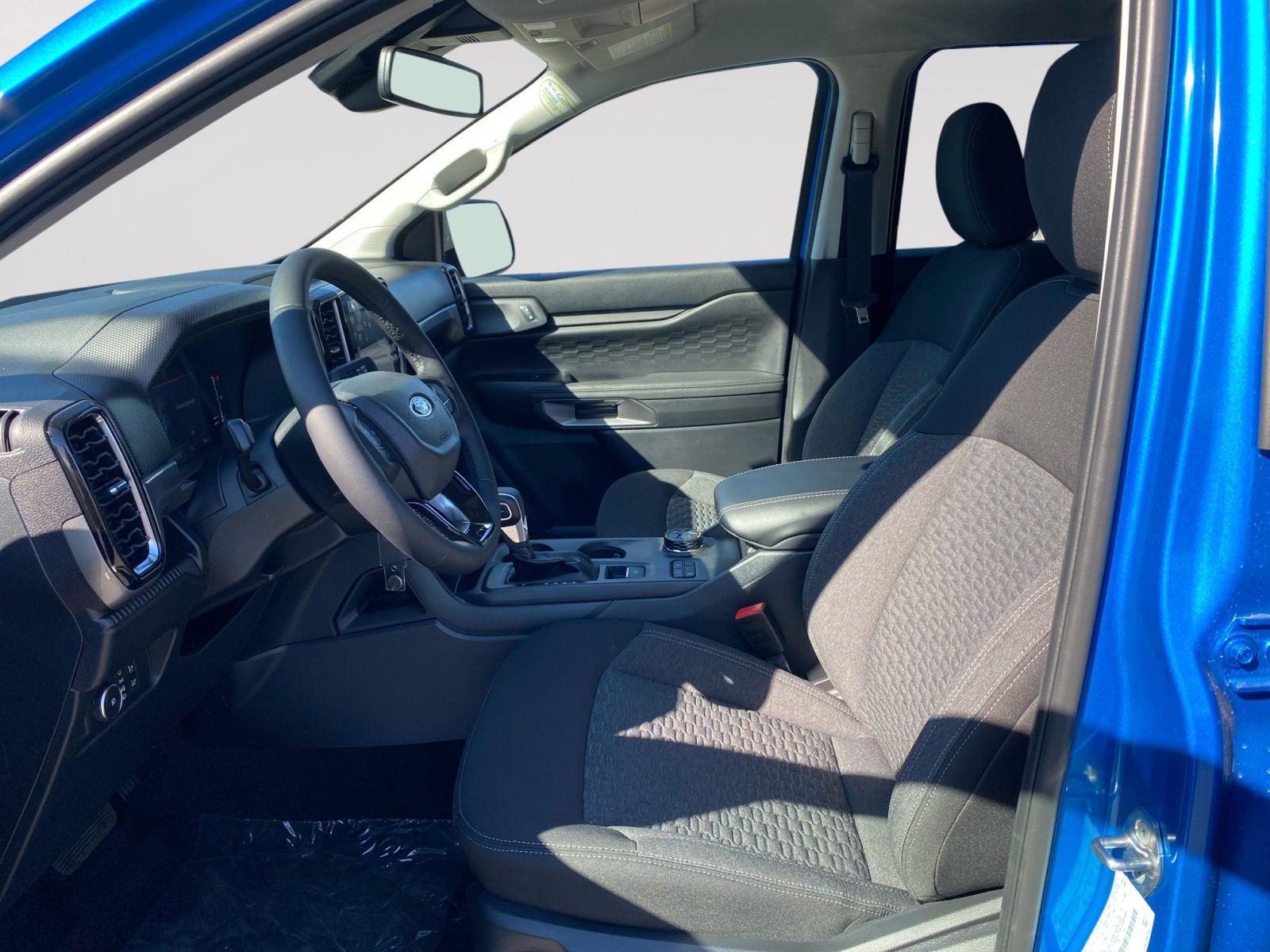 New 2024 Velocity Blue Metallic Ford XLT image 10