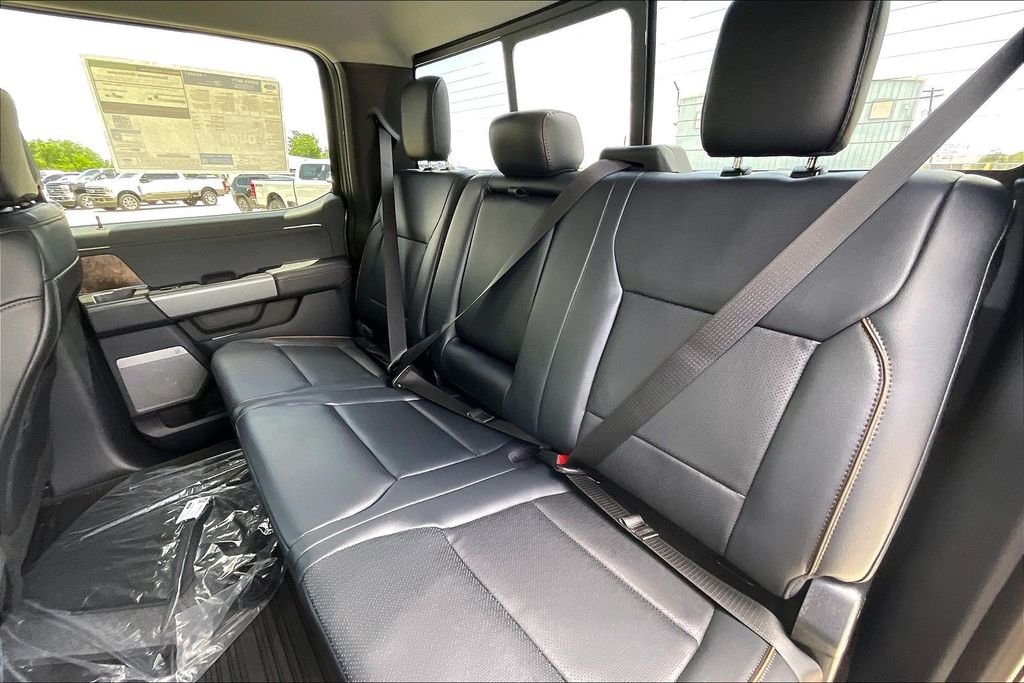 New 2026 Ford Super Duty F-250 Lariat 4D Crew Cab