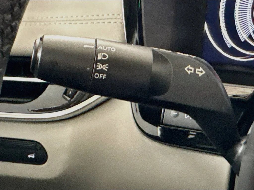 Certified Used 2027 Black INFINITI LUXE image 15