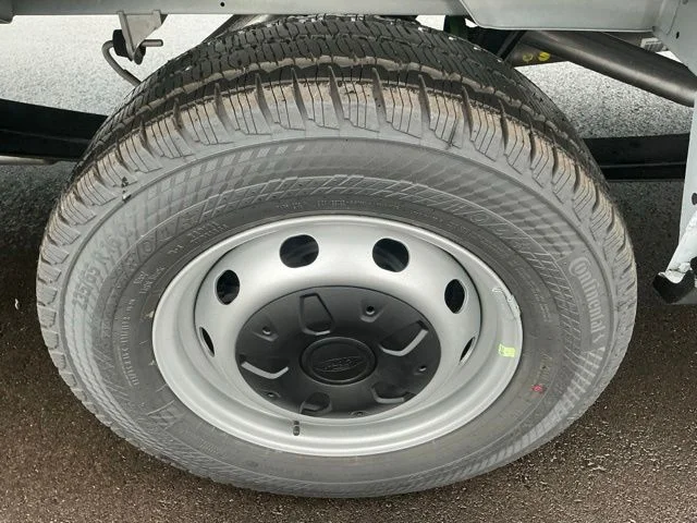 New 2026 Oxford White Ford Cargo Van image 12
