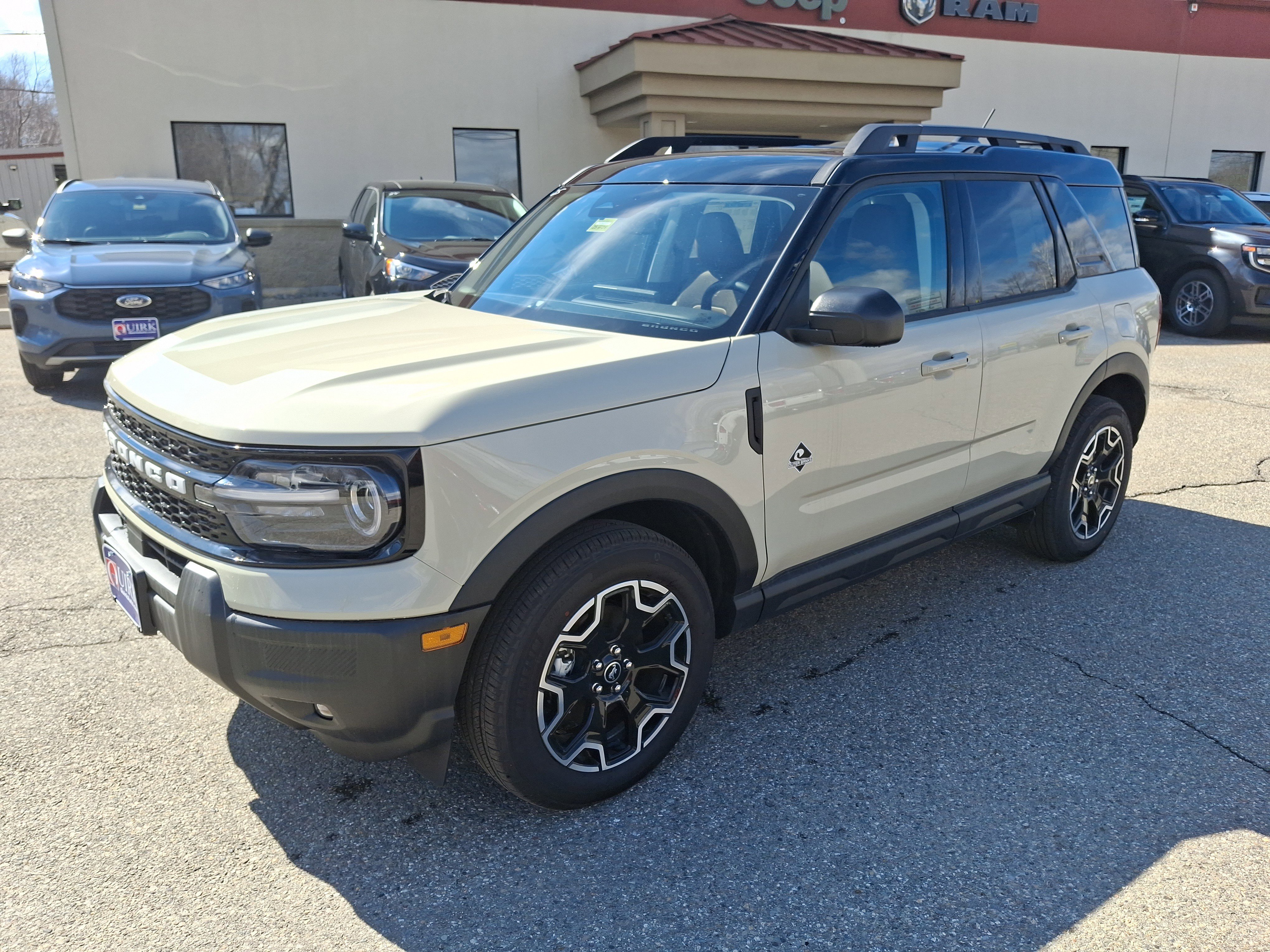 New 2025 Desert Sand Ford Outer Banks® image 7