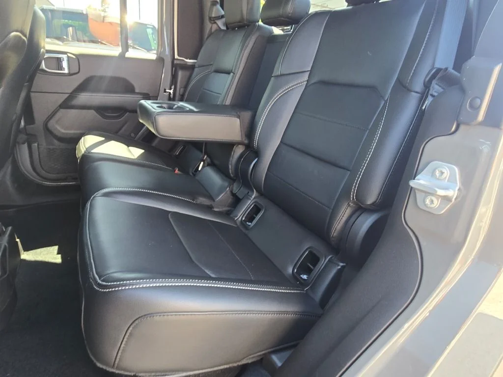 Used 2022 Gray Jeep Overland image 21