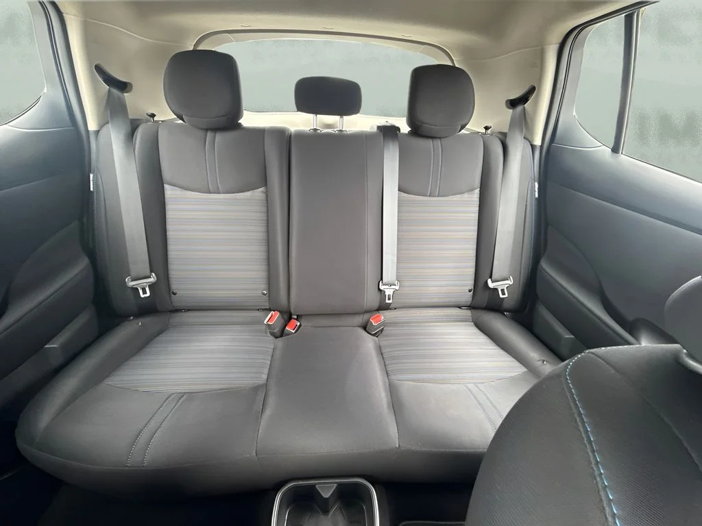 Used 2023 White Nissan S image 7